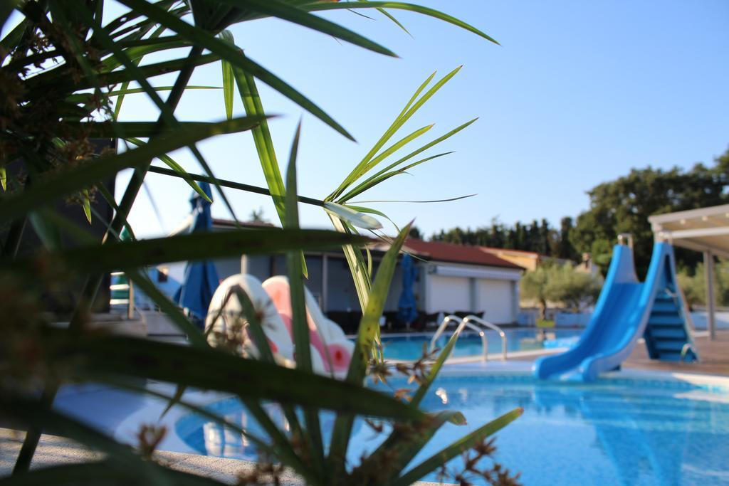 Resort Zatisje 萨武德里亚 外观 照片